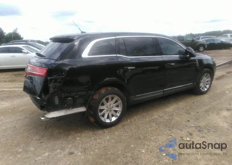 2018 Lincoln Mkt z USA, uszkodzony, nr VIN 2LMHJ5NK2JBL01831